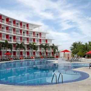 4* Resort Grand Decameron Cornwall Beach, A Trademark All-Inclusive Resort