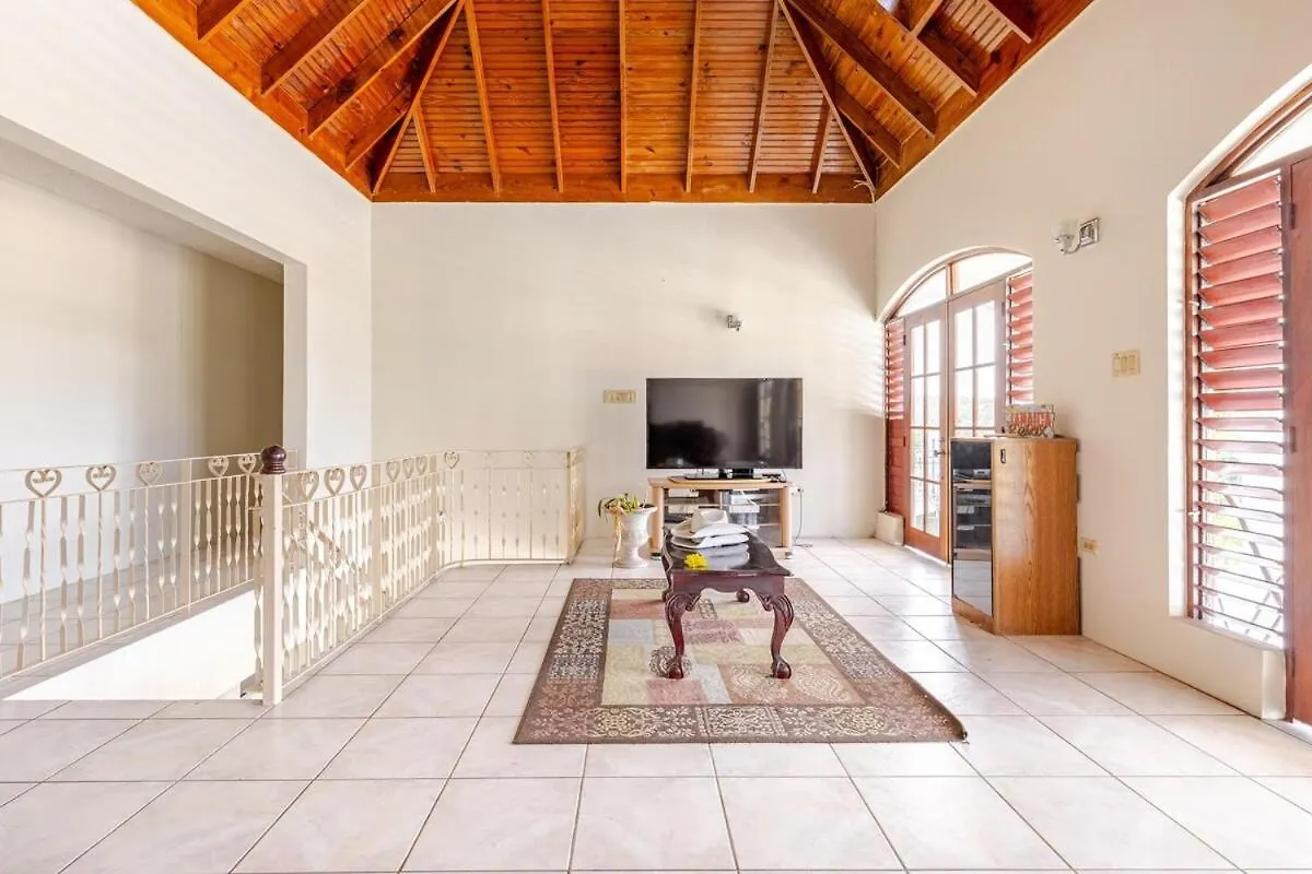 Montego Bay Grand Villa - 9-Bedroom Luxury Retreat With Olympic Sized Pool 0*, Montego Bay Jamaica